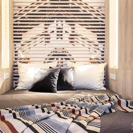 White Boat Studio Apartment Gold Budapest Luaran gambar